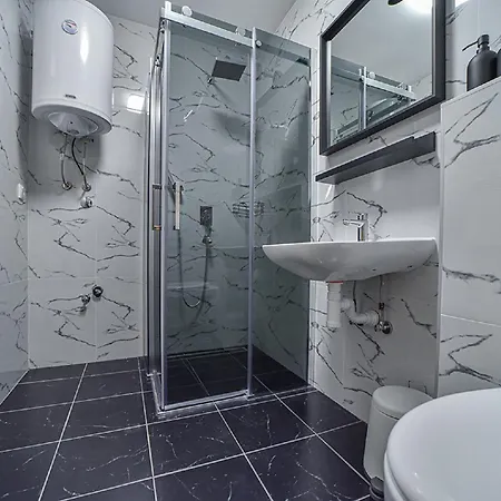 Beli Bor 3* Zlatibor