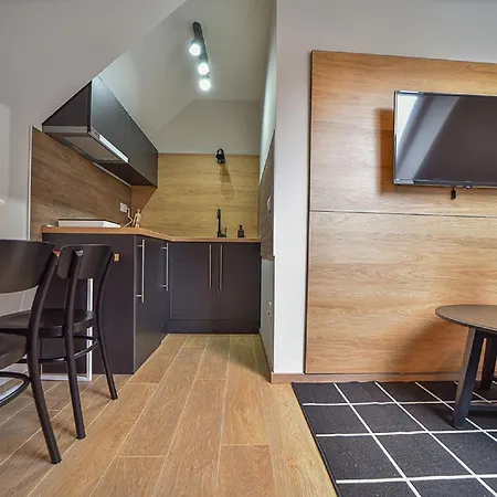 Beli Bor 3* Zlatibor