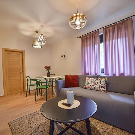 Beli Bor 3* Zlatibor