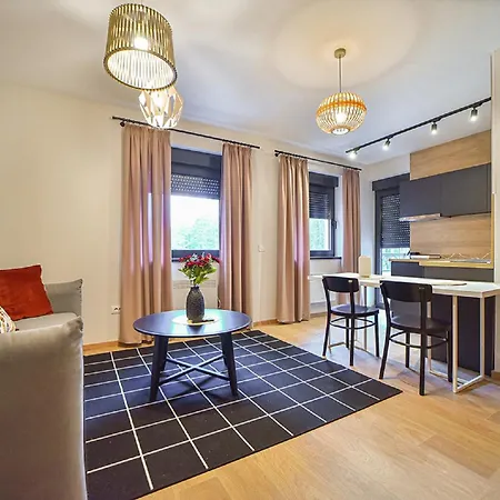 Beli Bor 3* Zlatibor